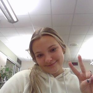 Meet your Posher, Kaleigh